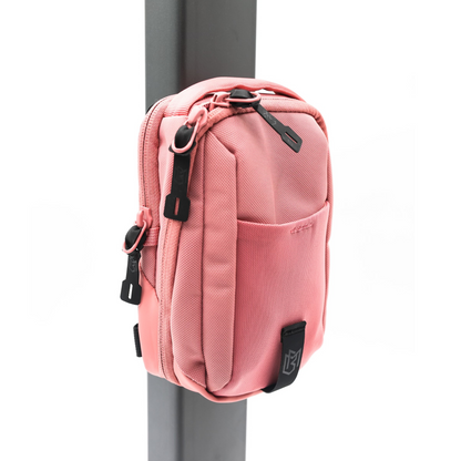 MAGNETIC CROSSBODY BAG